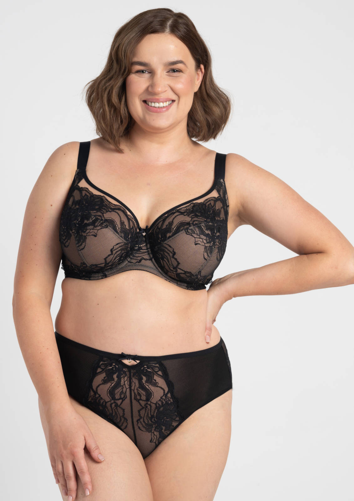 biustonosz-mystery-a910-czarny-miekki (1)