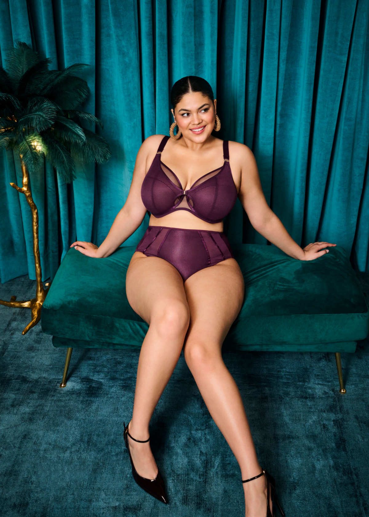 1200×1680-pdp-widescreen-EL301202-BLY-cons-Elomi-Lingerie-Kintai-Blackberry-Underwired-Bra