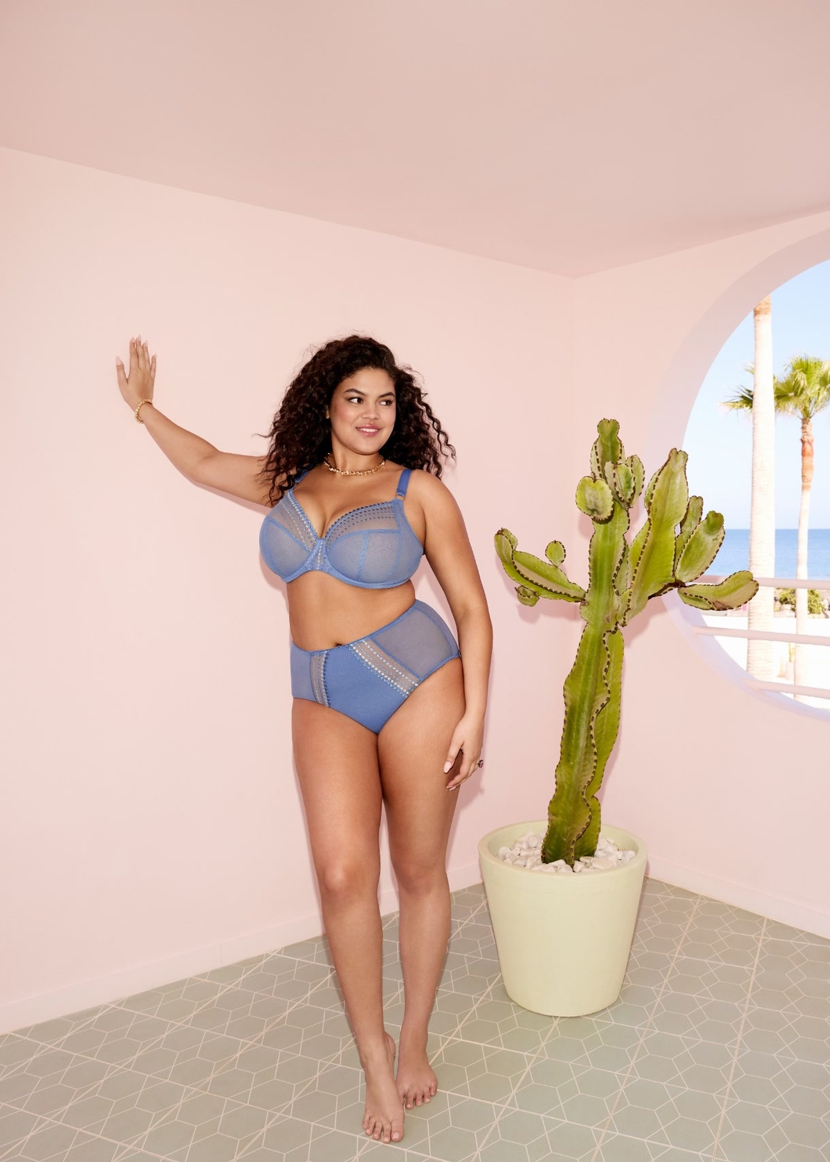 1200×1680-pdp-widescreen-EL8900-LUE-cons-Elomi-Lingerie-Matilda-Lunar-Blue-Underwired-Plunge-Bra.jpg