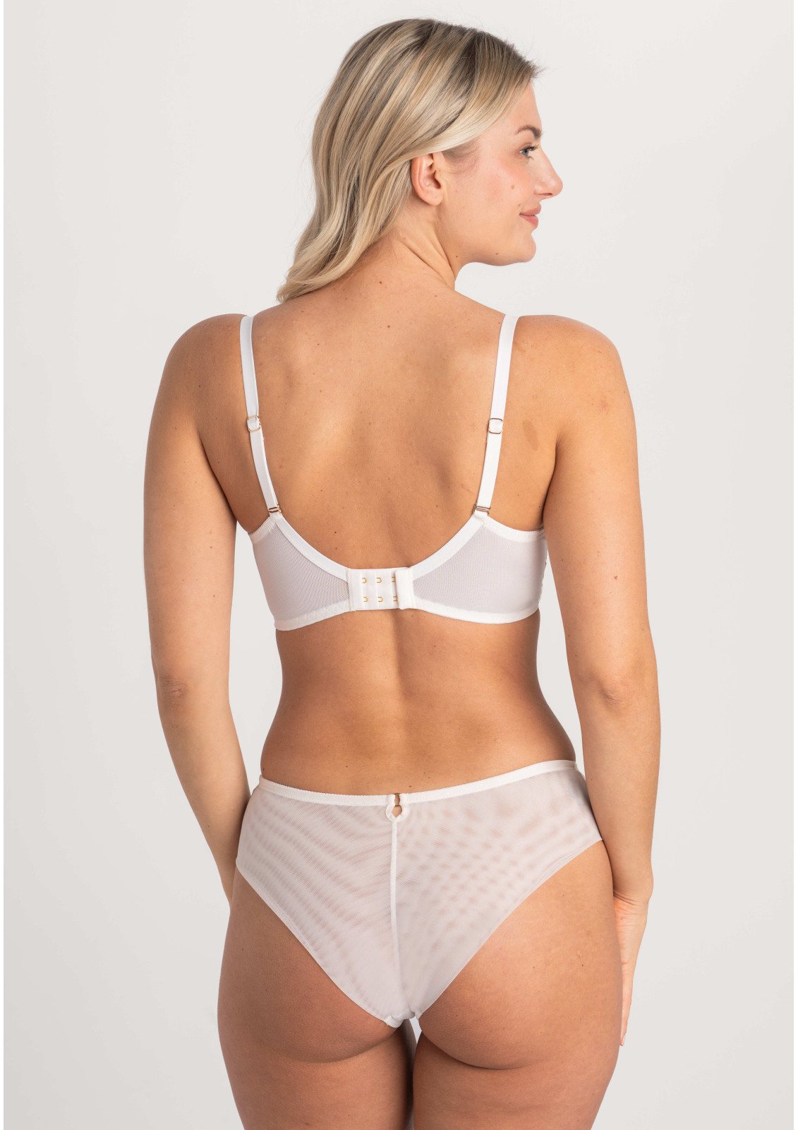 brazyliany-lara-m400-perlowy (4)